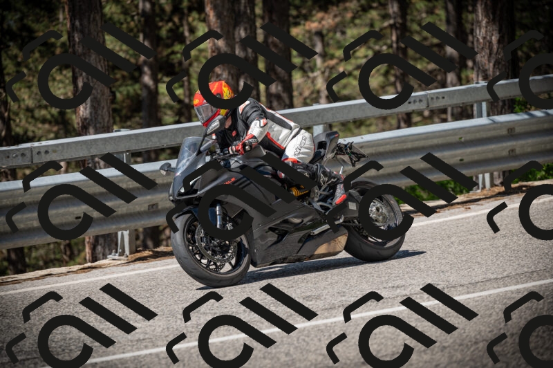 20250525104211-Z62_2128_am_