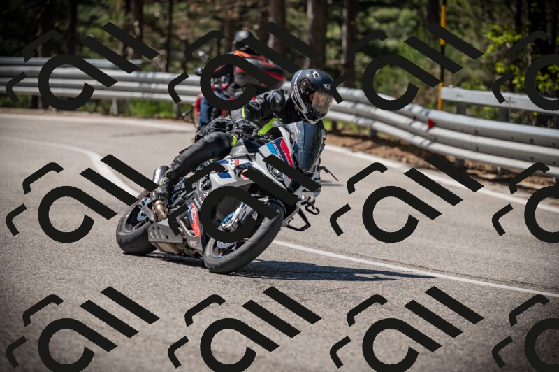 20250525104812-Z62_2189_am_