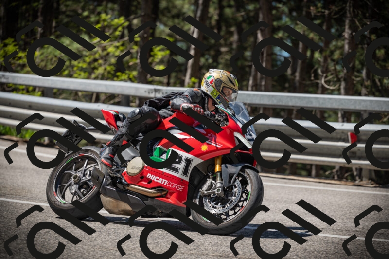 20250525105530-Z62_2240_am_