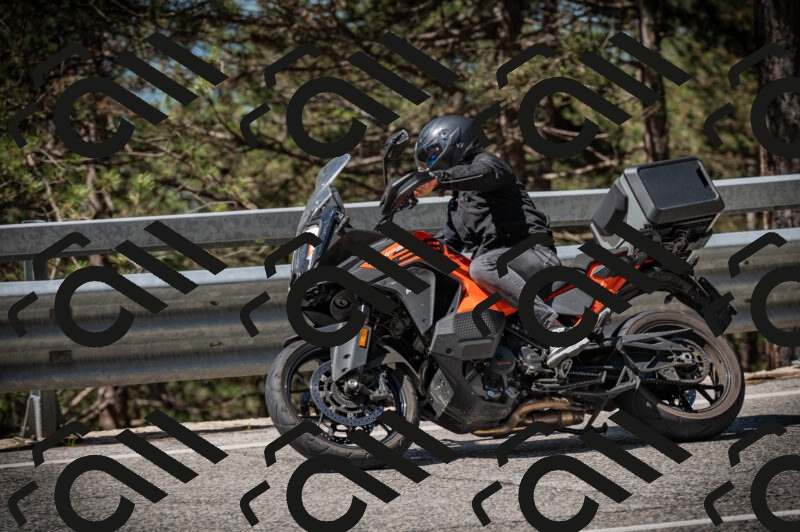 20250525110200-Z62_2289_am_