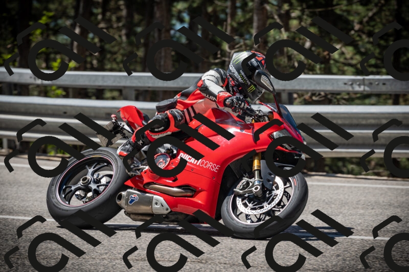 20250525111442-Z62_2465_am_