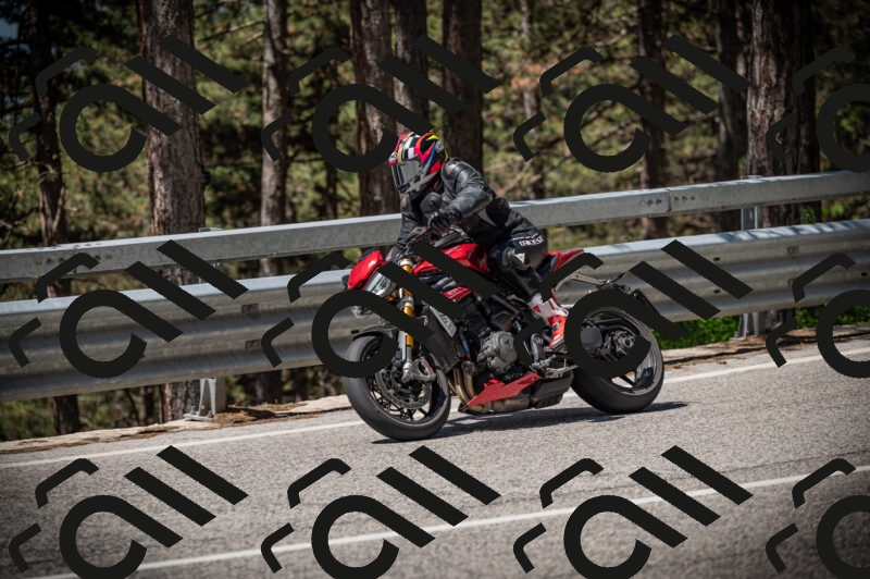 20250525112434-Z62_2609_am_