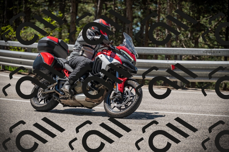 20250525112527-Z62_2635_am_