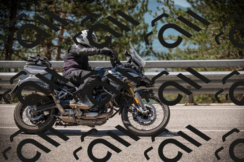 20250525113251-Z62_2716_am_