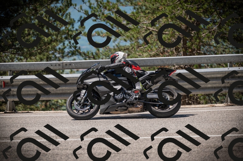 20250525113610-Z62_2745_am_