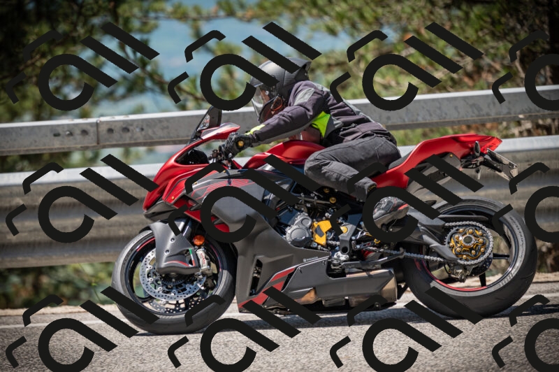 20250525113938-Z62_2809_am_