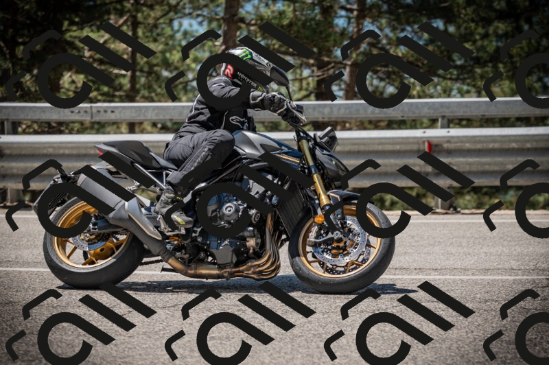 20250525114931-Z62_2953_am_