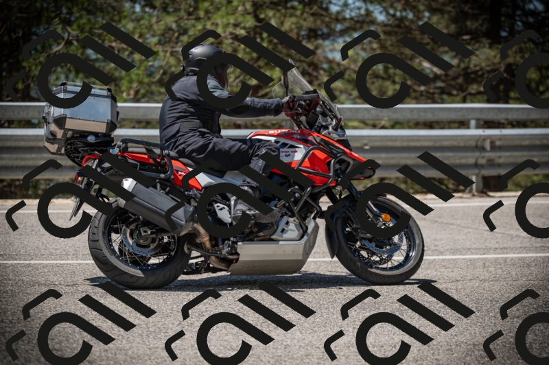 20250525121552-Z62_3424_am_