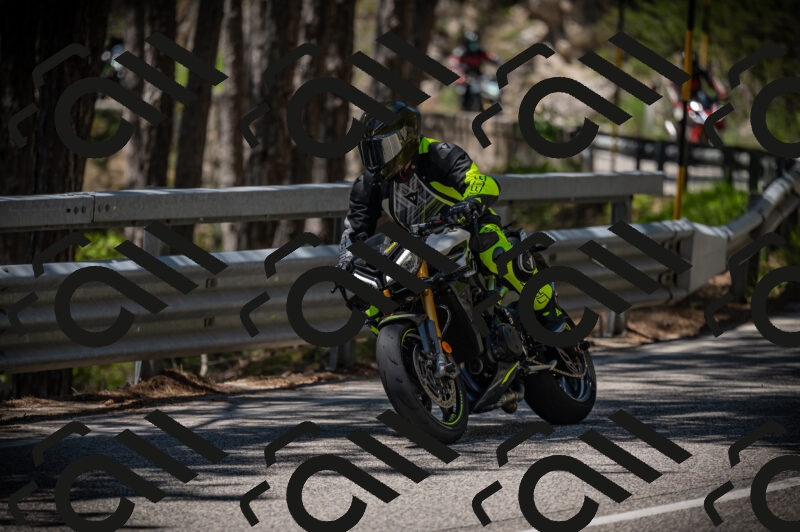 20250525123747-Z62_3683_am_