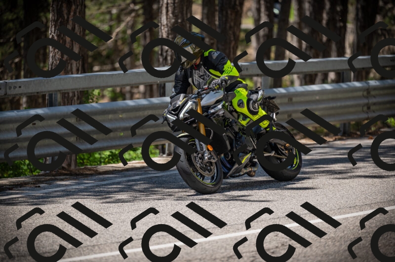 20250525123747-Z62_3684_am_