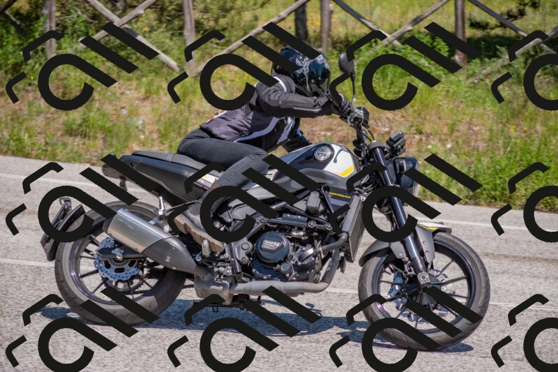 202505251409-DSC_2884_c4_