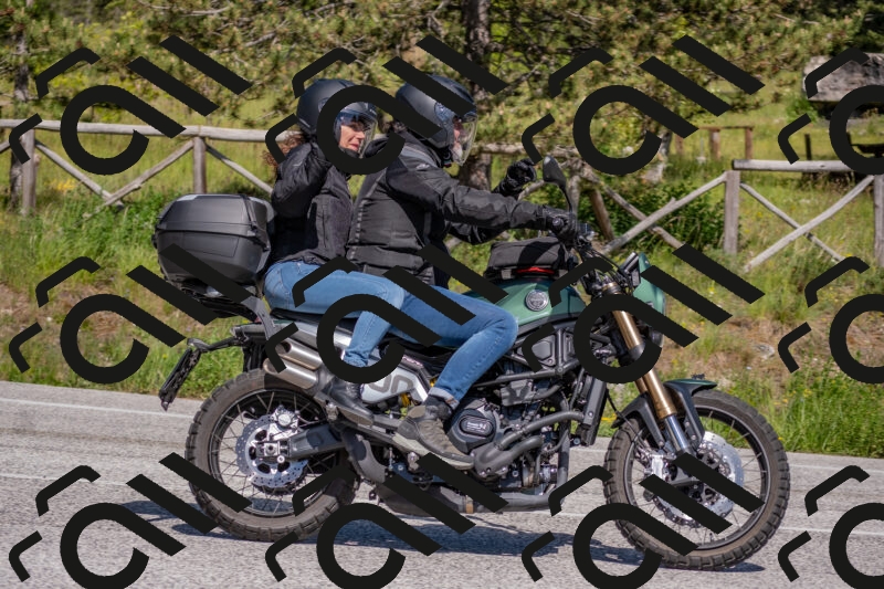 202505251530-DSC_3477_c4_