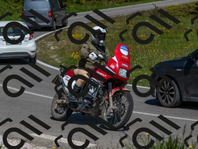 202505251057-M01_8678_m1_