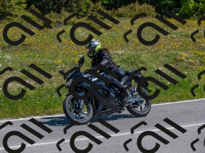 202505251104-M01_8708_m1_