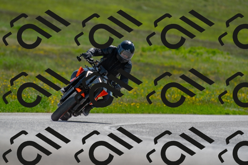 20250525103840-R01_7033_r1