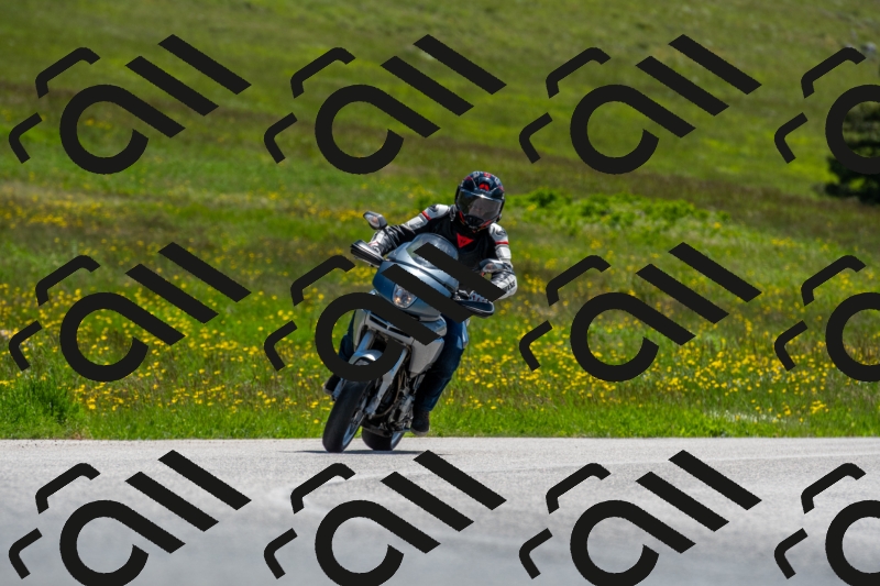 20250525120218-R01_8029_r1