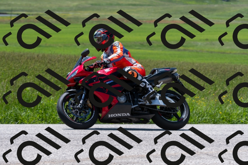 20250525120315-R01_8050_r1