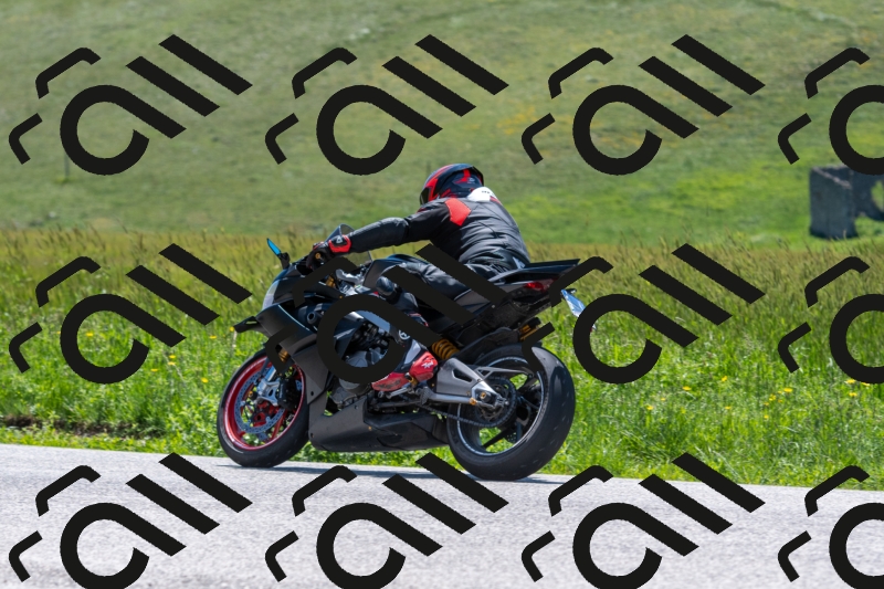 20250525120326-R01_8059_r1