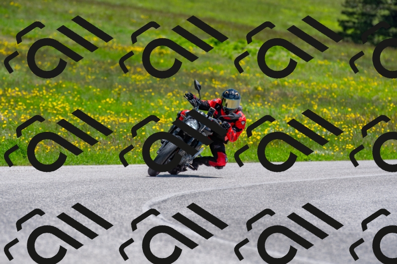 20250525130231-R01_8825_r1