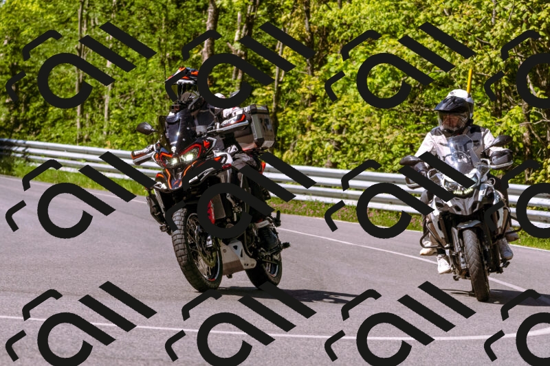 202505250926-_DSC5138_d1_