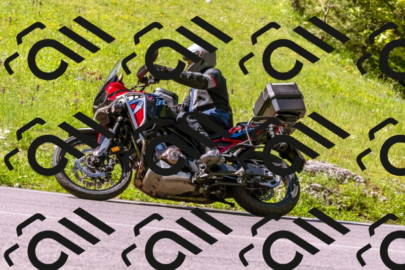 202505250945-_DSC5189_d1_