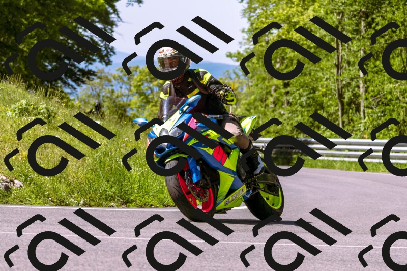 202505250959-_DSC5252_d1_