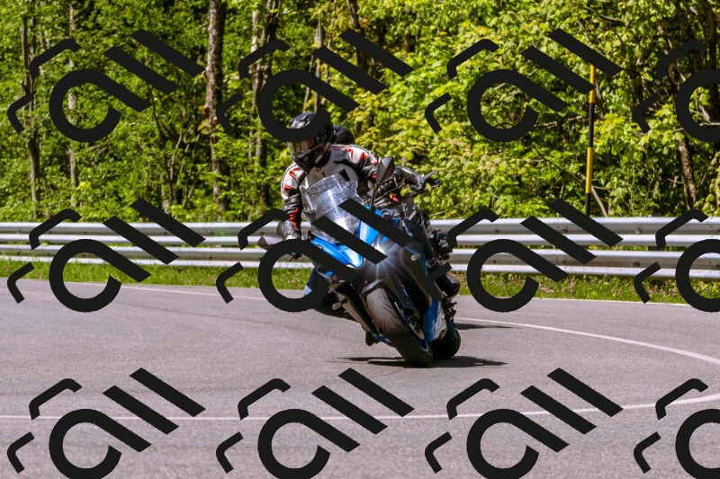 202505251000-_DSC5261_d1_