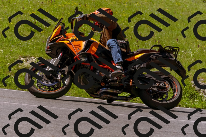 202505251013-_DSC5330_d1_