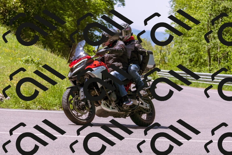 202505251047-_DSC5520_d1_