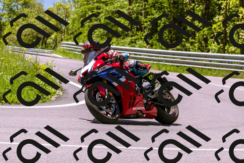 202505251120-_DSC5644_d1_