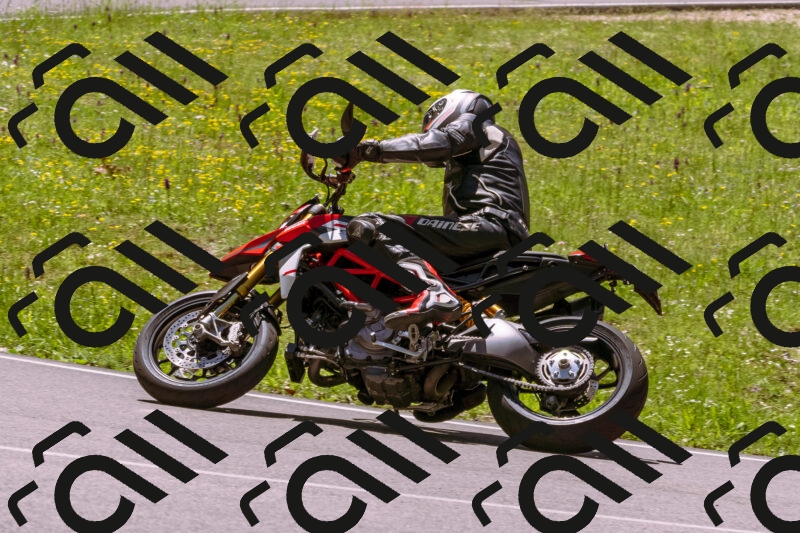 202505251128-_DSC5722_d1_