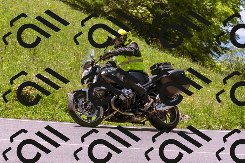 202505251128-_DSC5728_d1_