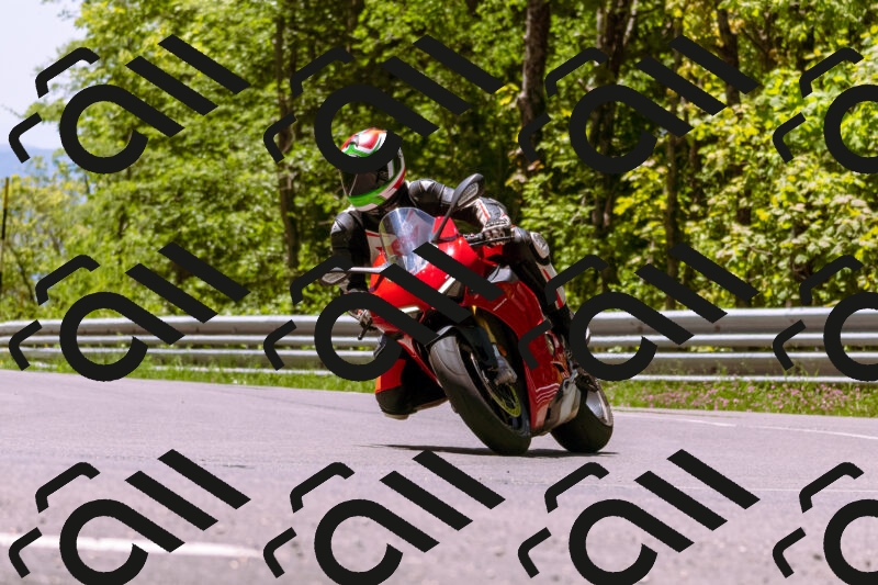 202505251139-_DSC5752_d1_