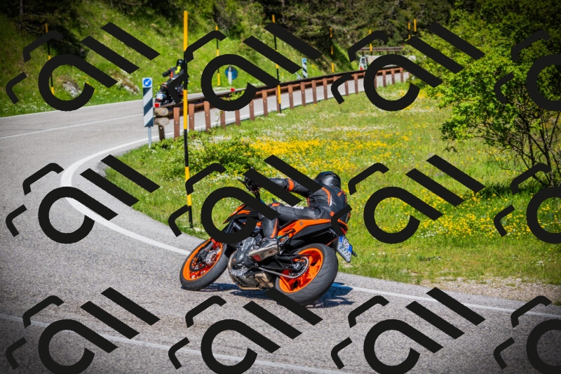 202505251042-DSC07047_c1_