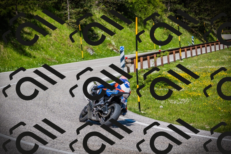 202505251052-DSC07147_c1_