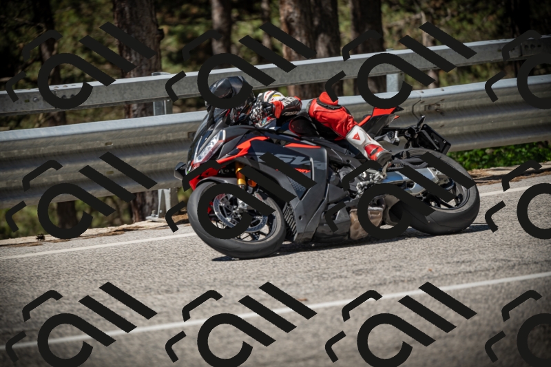 20250531105054-DSC_3210_am_