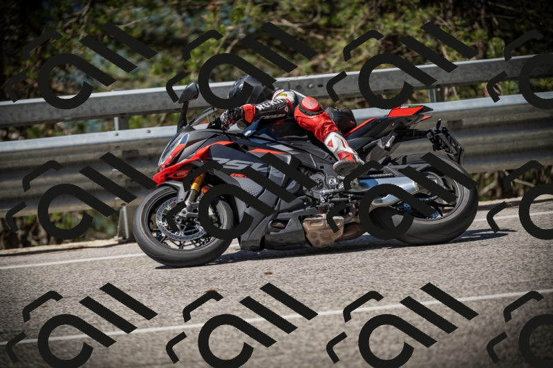 20250531105054-DSC_3211_am_