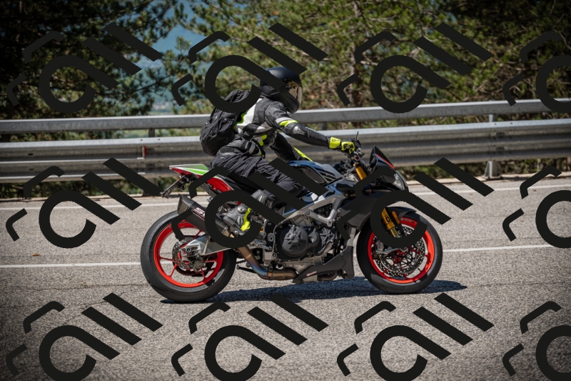 20250531110750-DSC_3363_am_