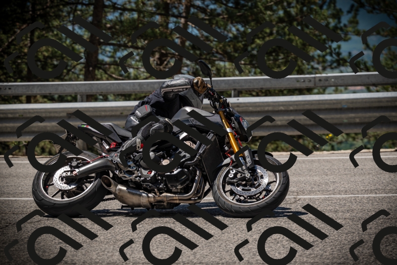 20250531112805-DSC_3692_am_