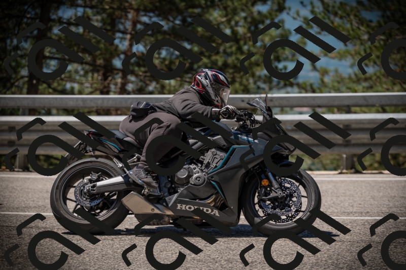 20250531113725-DSC_3838_am_