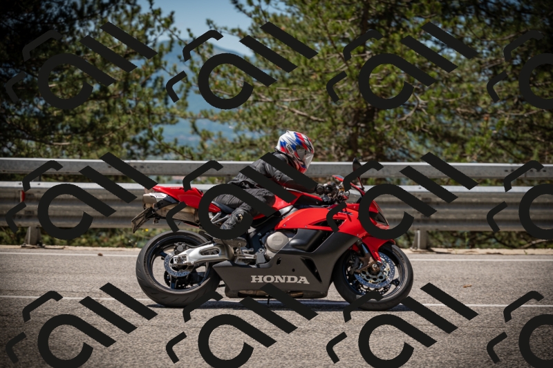 20250531115956-DSC_4211_am_