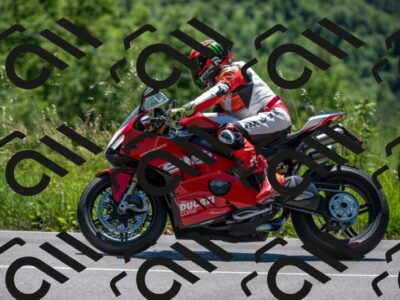 202505311310-M22_7221_m2_