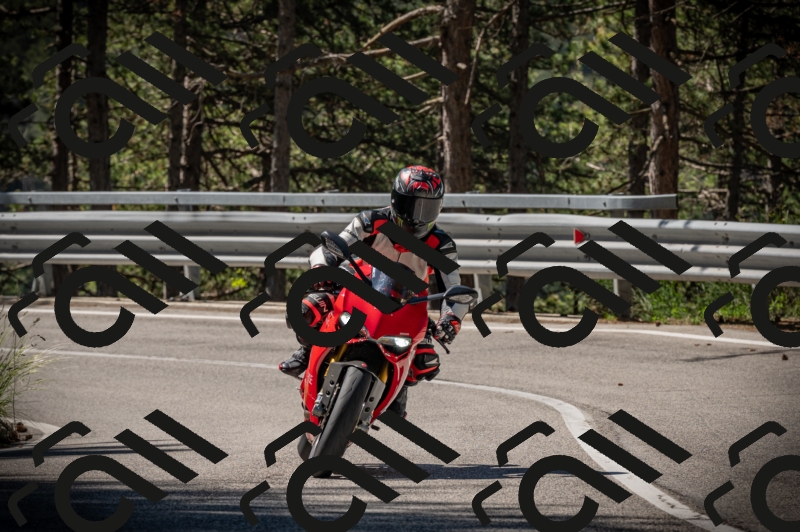 20250601102703-Z62_4304_am_