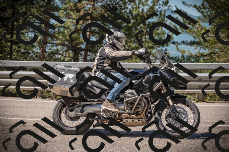 20250601103721-Z62_4368_am_