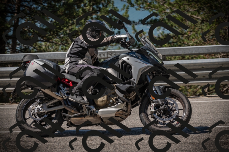 20250601103757-Z62_4398_am_