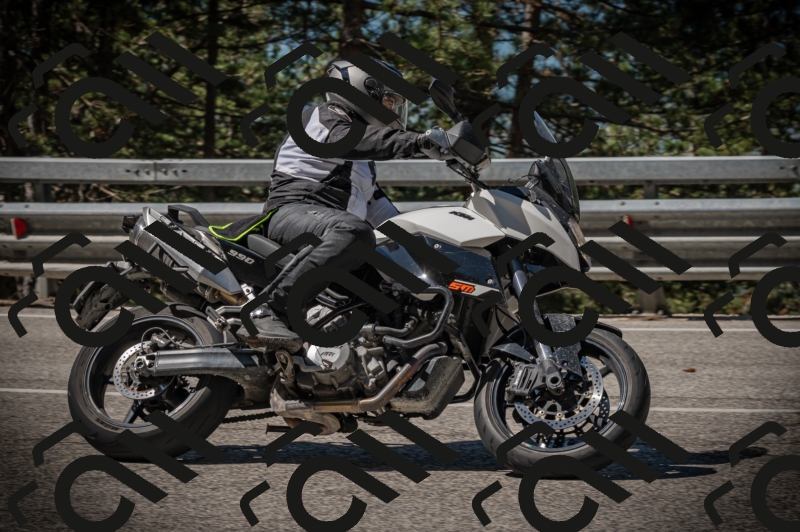 20250601103807-Z62_4402_am_