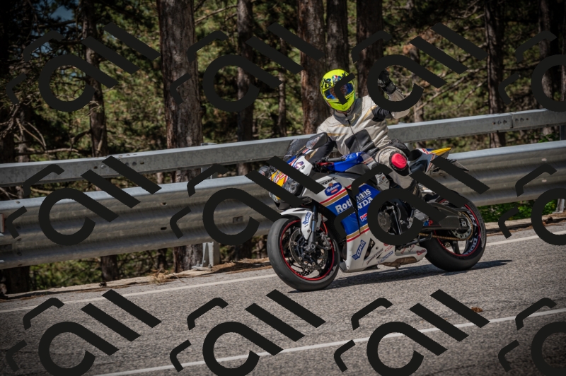 20250601104238-Z62_4455_am_