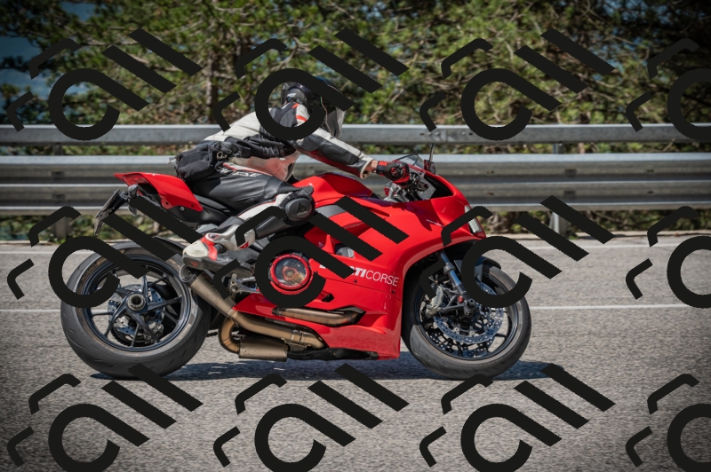 20250601104253-Z62_4462_am_