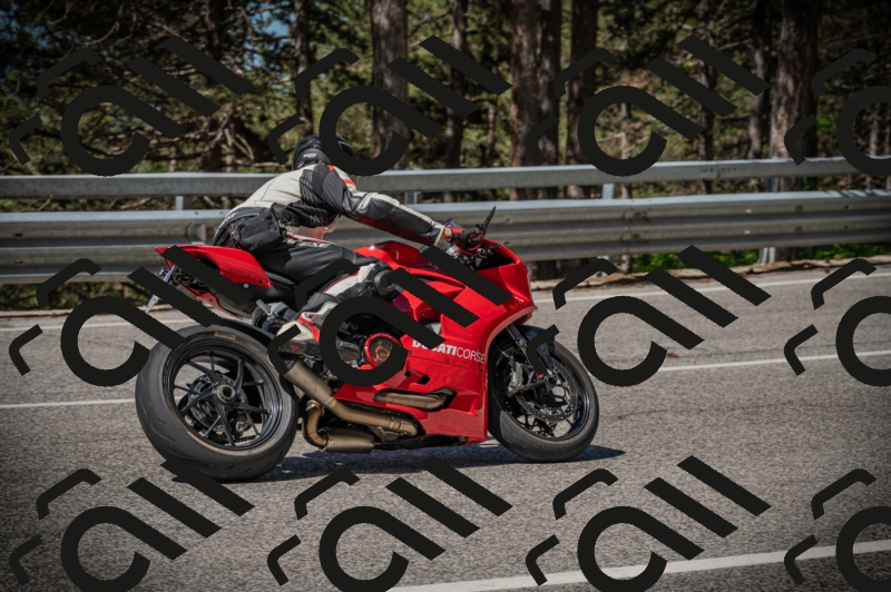 20250601104253-Z62_4463_am_