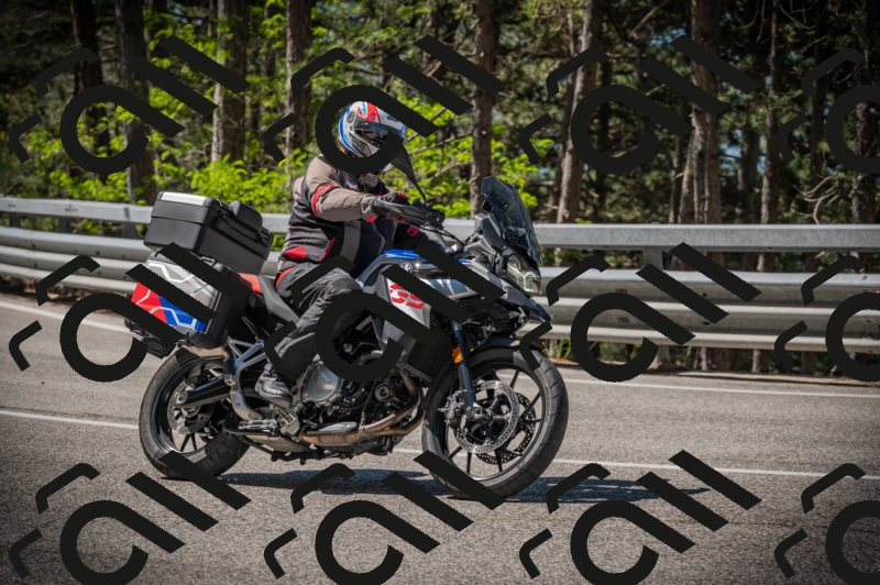 20250601104612-Z62_4483_am_